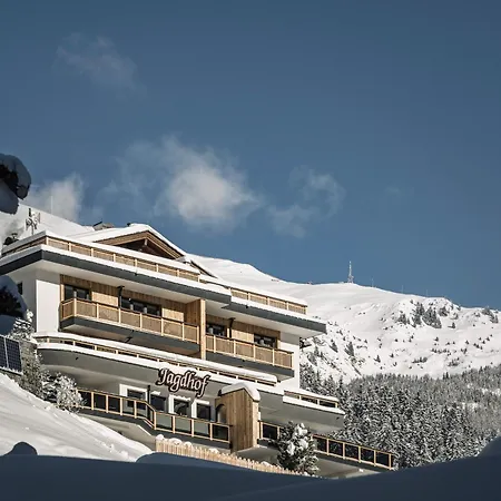 Jagdhof Pure Mountain טוקס